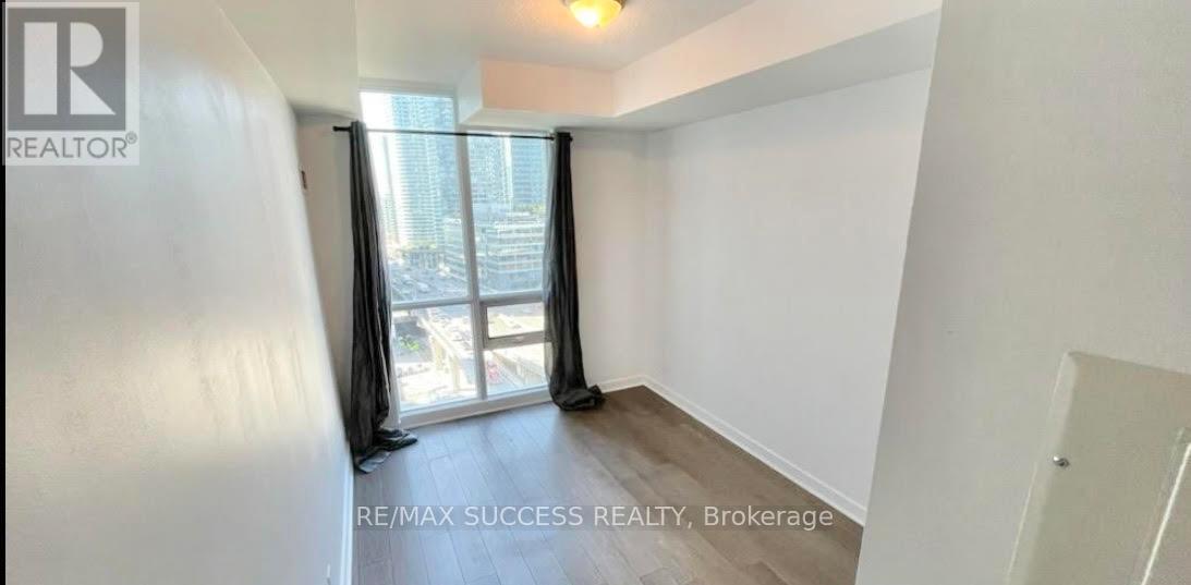 1611 - 18 Harbour Street, Toronto, ON - Indoor Photo Showing Other Room