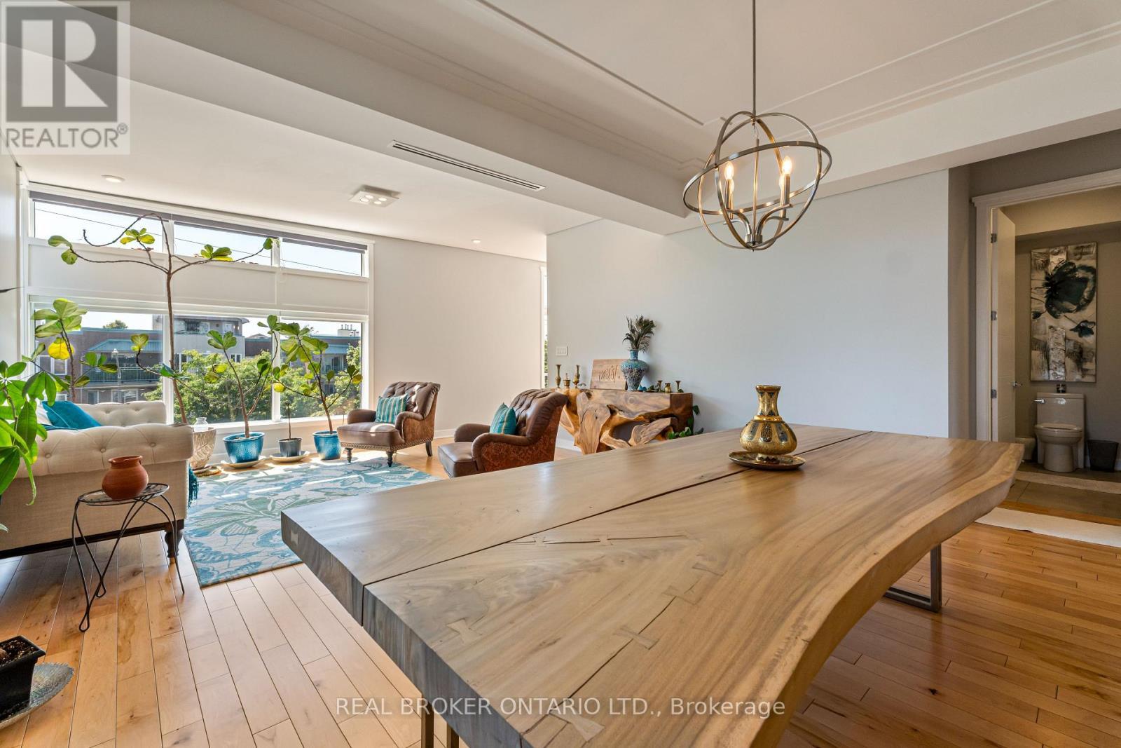 69 Donald Street, Ottawa, ON - Indoor Photo Showing Dining Room