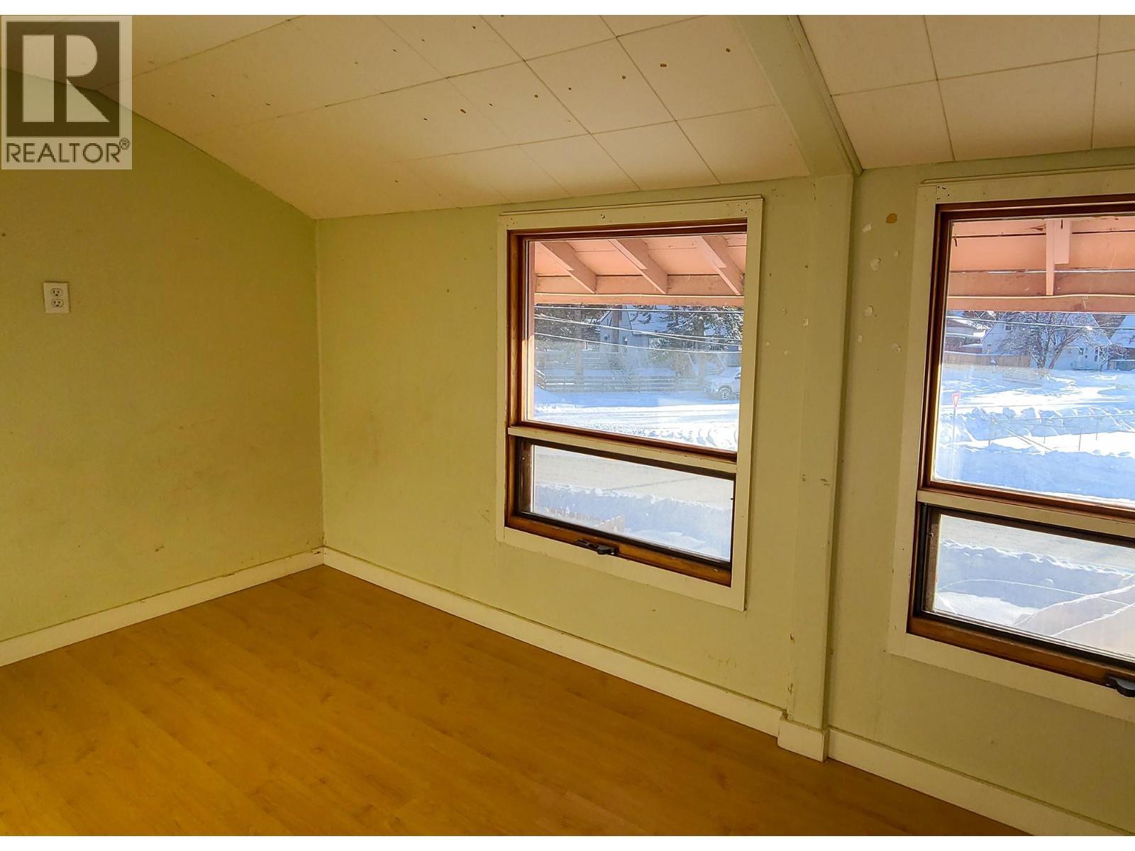 402 Cranbrook Street, Kimberley, BC - Indoor Photo Showing Other Room