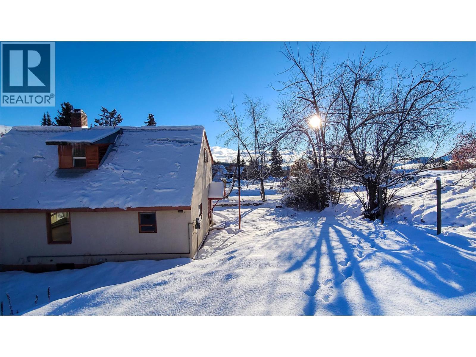 402 Cranbrook Street, Kimberley, BC - Outdoor