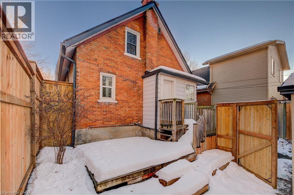 15 Troy Street, Kitchener, ON - Outdoor With Exterior