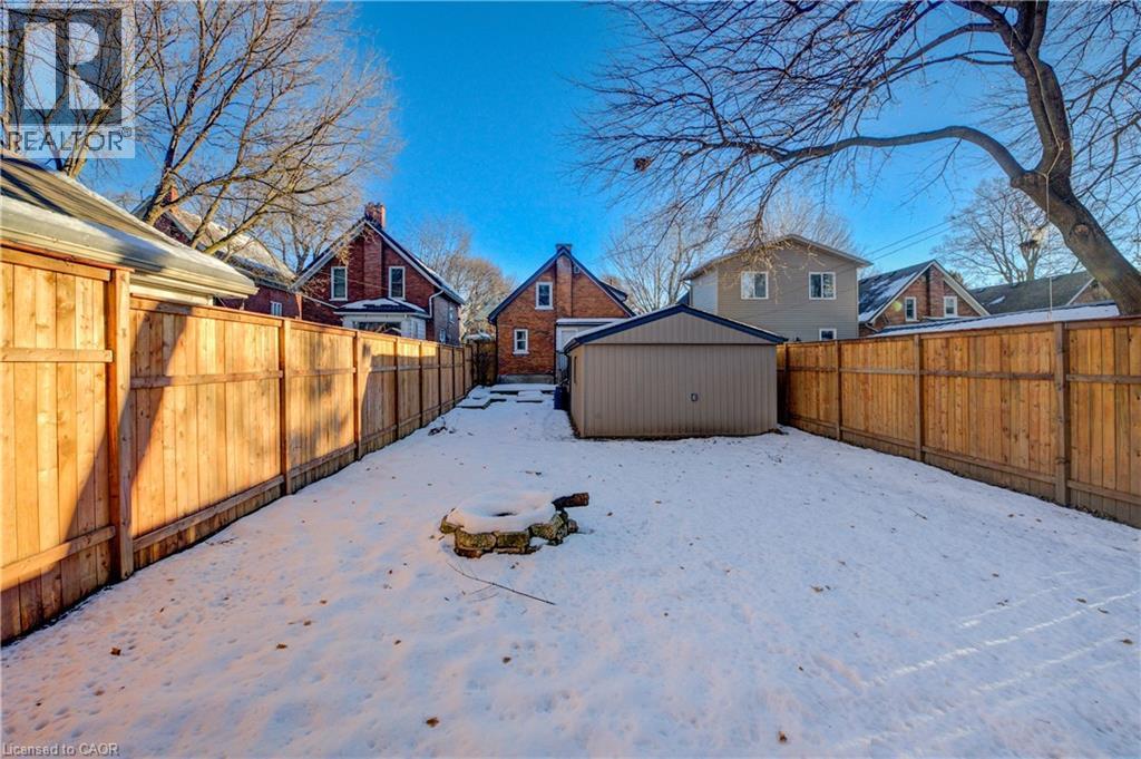 15 Troy Street, Kitchener, ON - Outdoor