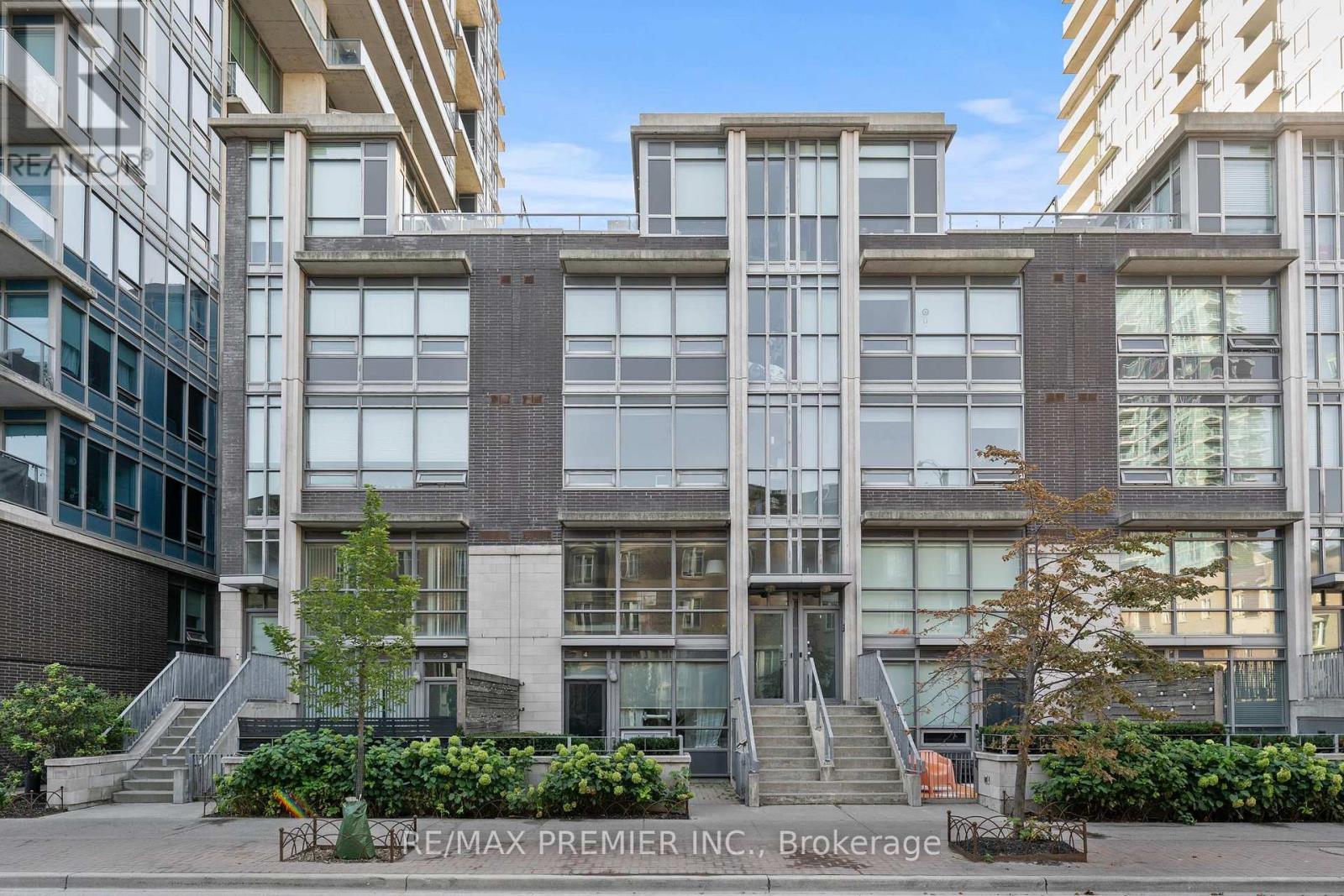 Th13 - 57 East Liberty Street, Toronto, ON - Outdoor With Facade