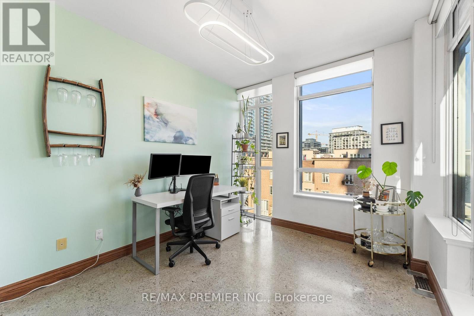 Th13 - 57 East Liberty Street, Toronto, ON - Indoor Photo Showing Office