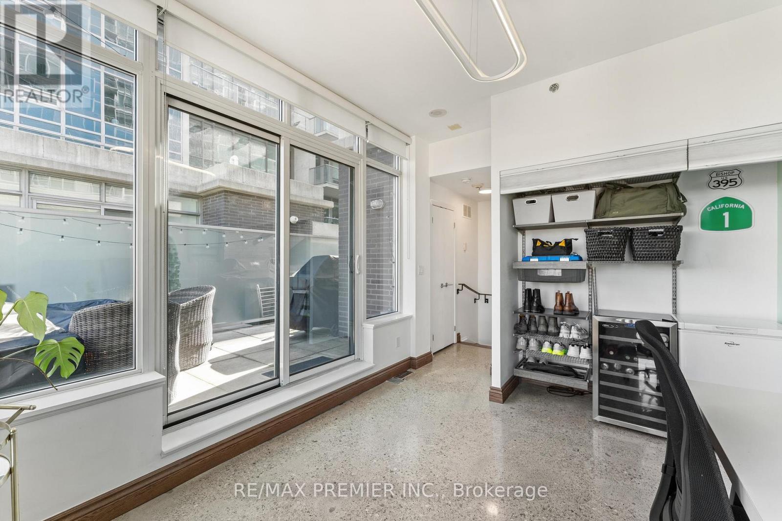 Th13 - 57 East Liberty Street, Toronto, ON - Indoor Photo Showing Other Room