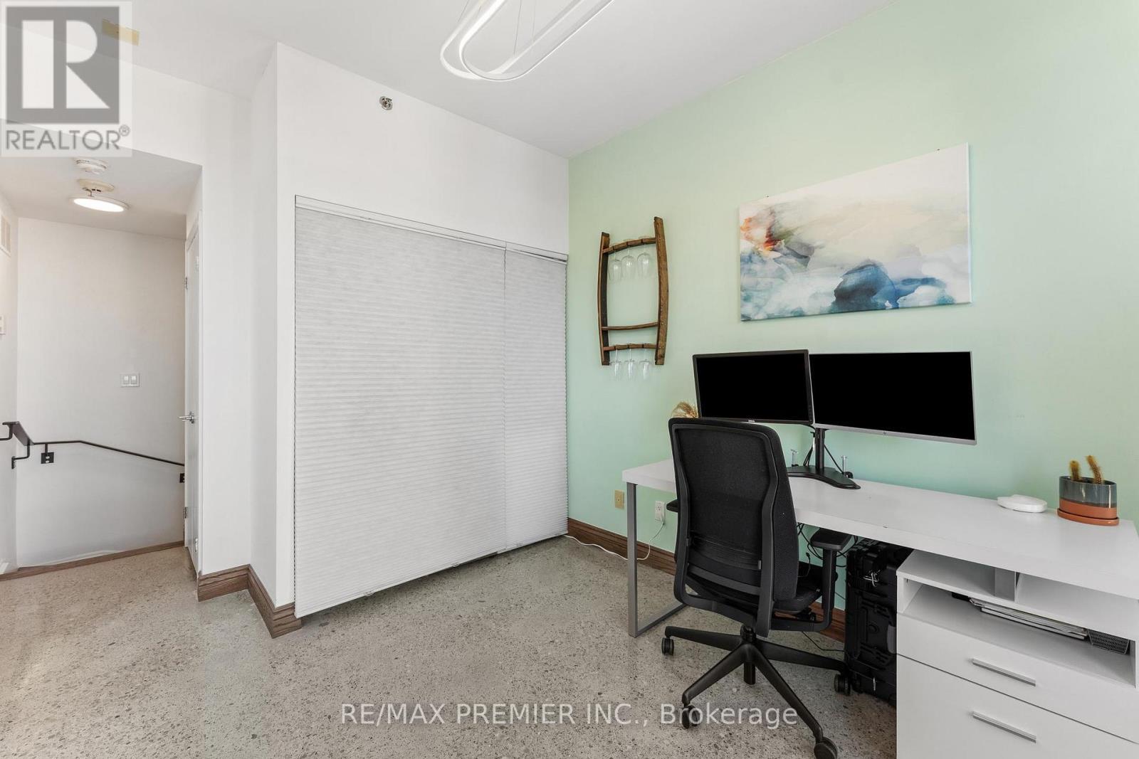 Th13 - 57 East Liberty Street, Toronto, ON - Indoor Photo Showing Office