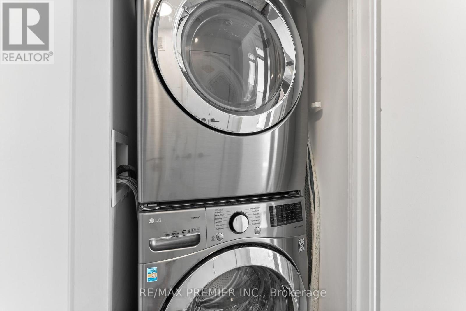 Th13 - 57 East Liberty Street, Toronto, ON - Indoor Photo Showing Laundry Room