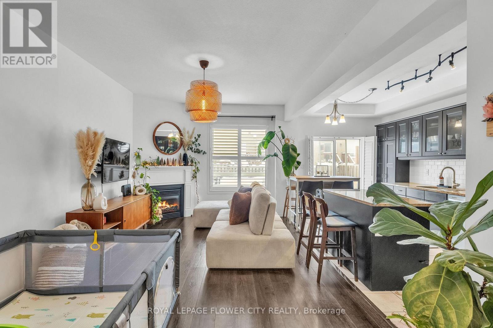 80 Palacebeach Trail, Hamilton, ON - Indoor With Fireplace