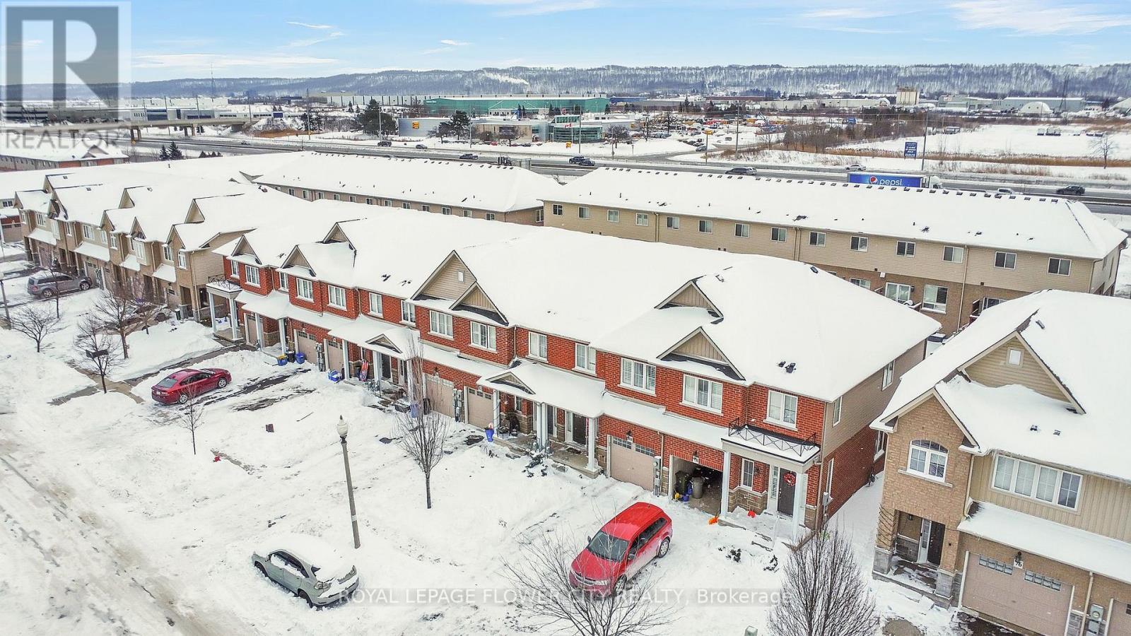 80 Palacebeach Trail, Hamilton, ON - Outdoor