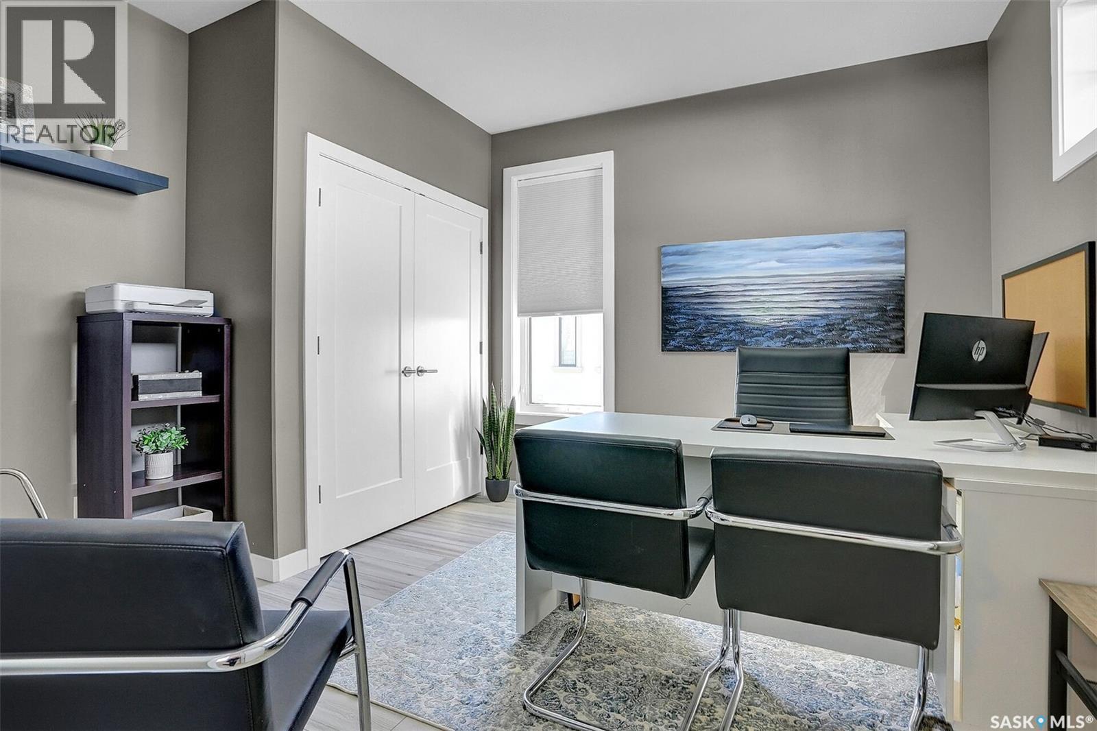 4244 Elderberry Crescent E, Regina, SK - Indoor Photo Showing Office