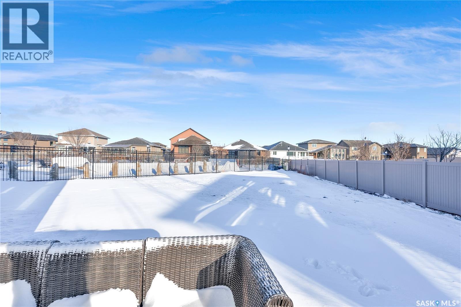 4244 Elderberry Crescent E, Regina, SK - Outdoor