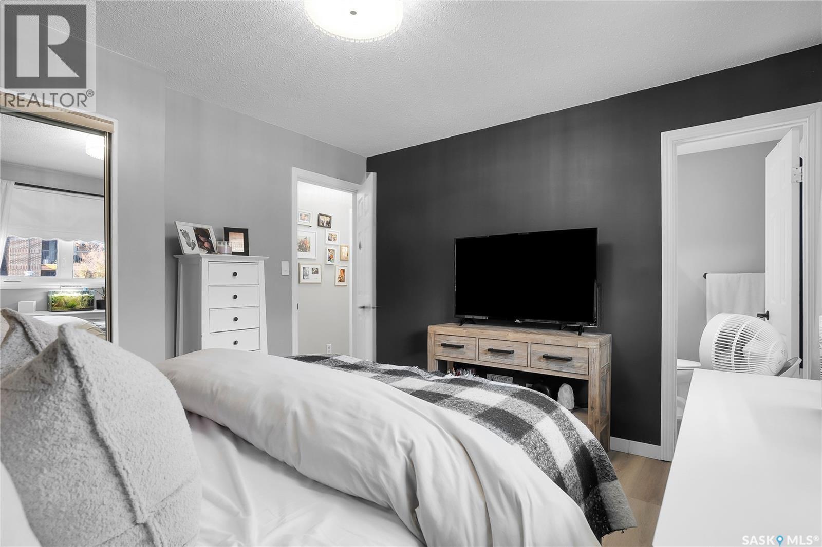 138 Stone Terrace, Saskatoon, SK - Indoor Photo Showing Bedroom