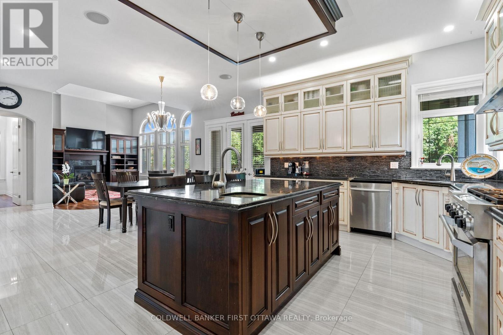 2 ovens, 2 sinks & 2 windows in this chef's dream! - 1623 Claymor Avenue, Ottawa, ON - Indoor Photo Showing Kitchen With Stainless Steel Kitchen With Upgraded Kitchen