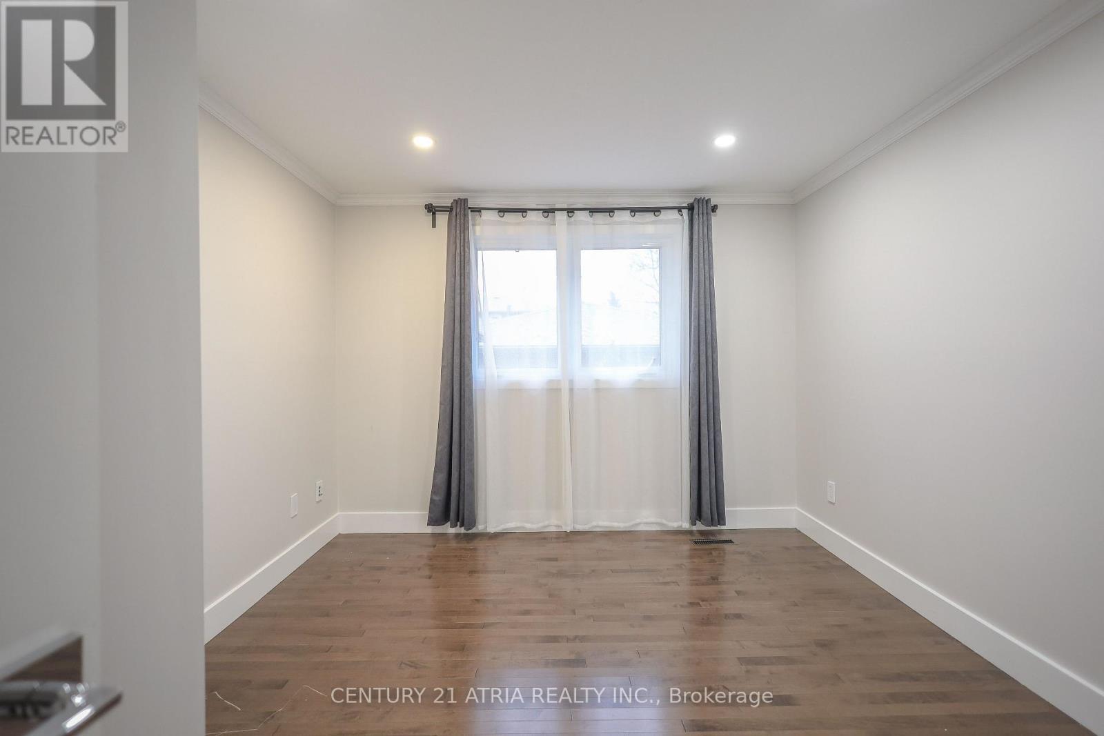 2750 Barnstone Crescent, Mississauga, ON - Indoor Photo Showing Other Room