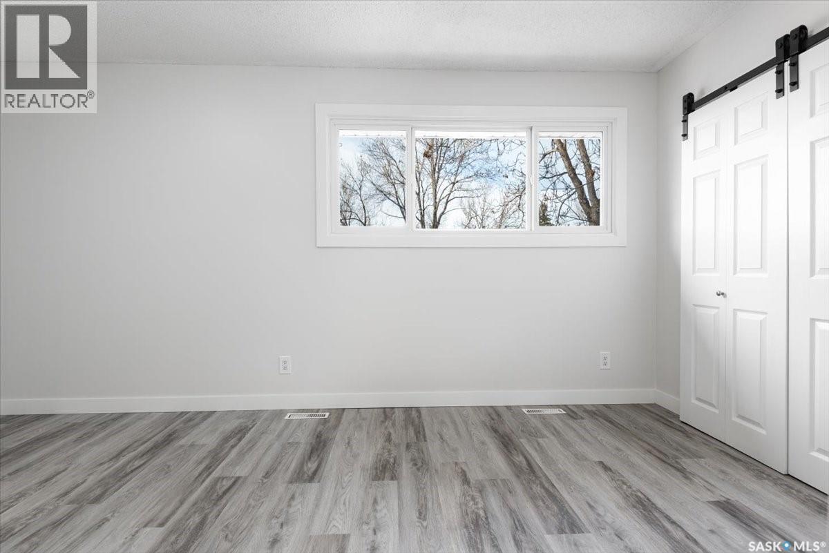3806 Castle Road, Regina, SK - Indoor Photo Showing Other Room