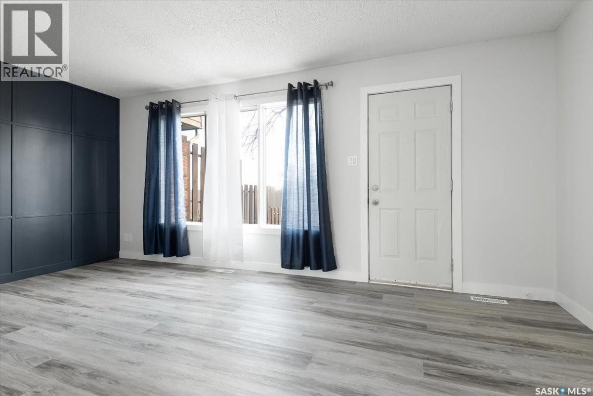 3806 Castle Road, Regina, SK - Indoor