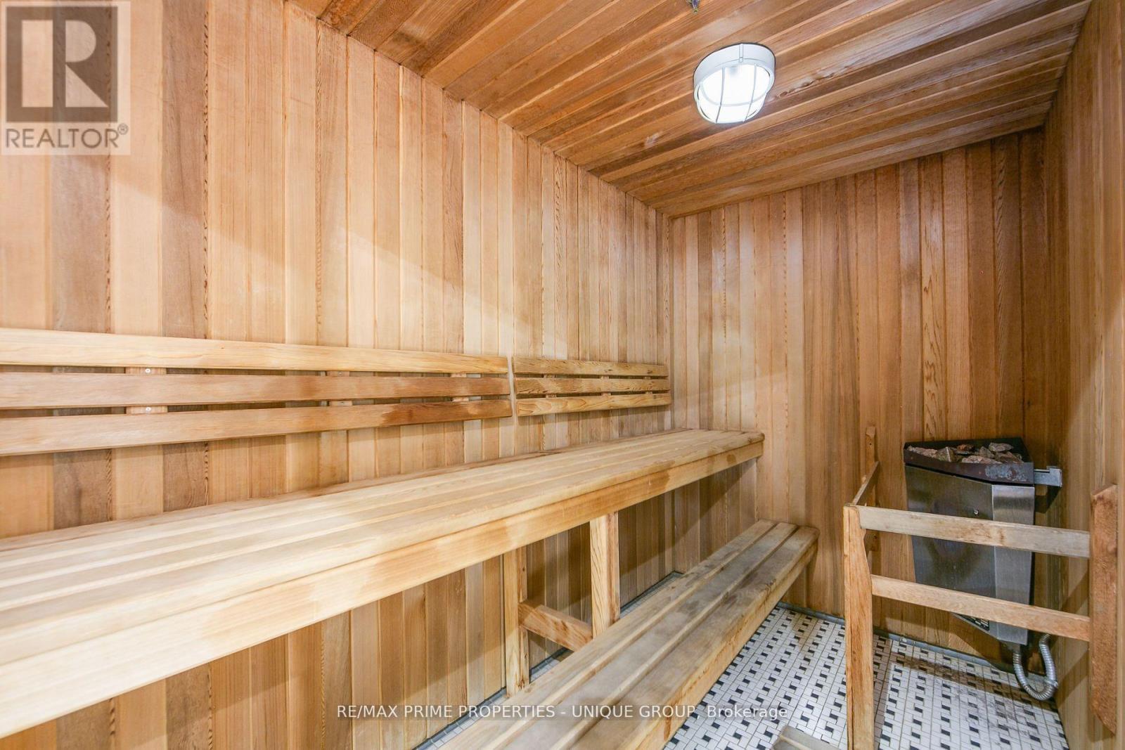 904 - 319 Merton Street, Toronto, ON - Indoor Photo Showing Other Room