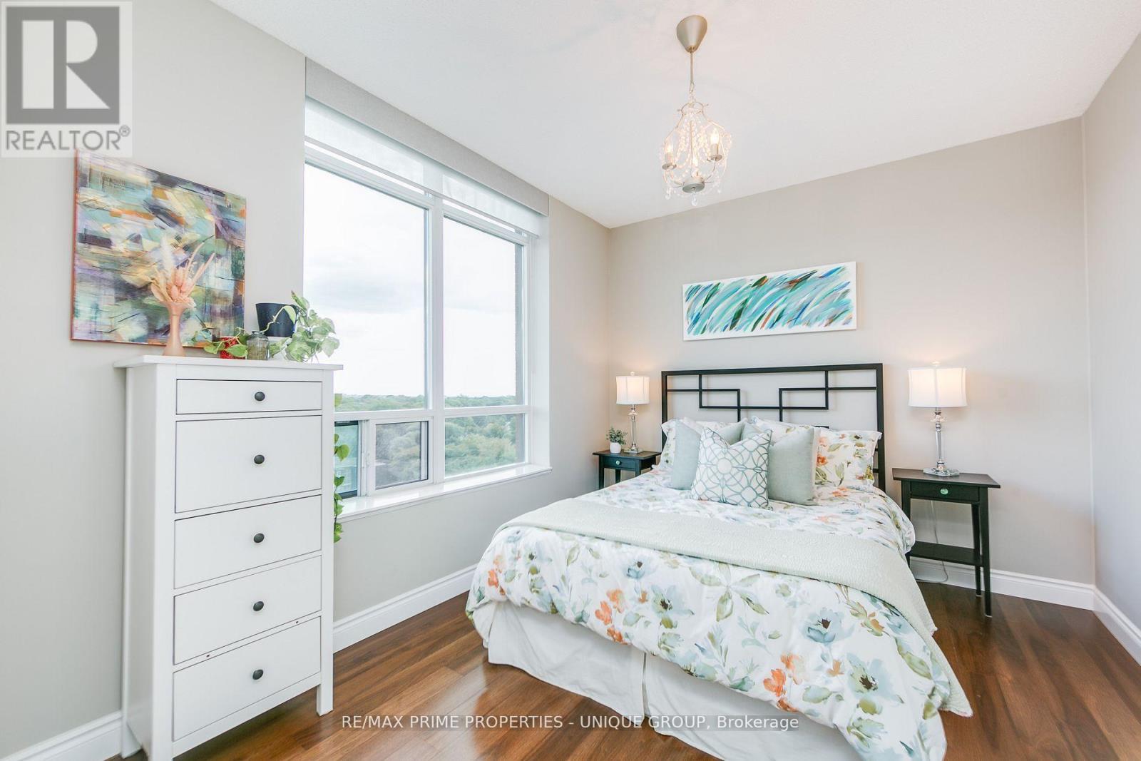 904 - 319 Merton Street, Toronto, ON - Indoor Photo Showing Bedroom