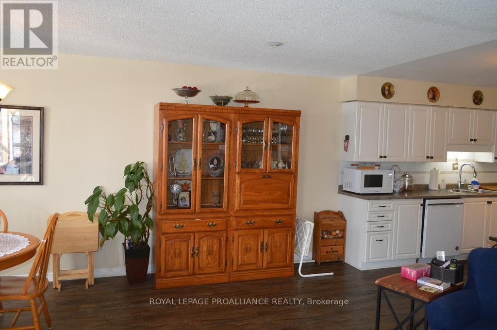 205 - 56 Tripp Boulevard, Quinte West (Trenton Ward), ON - Indoor