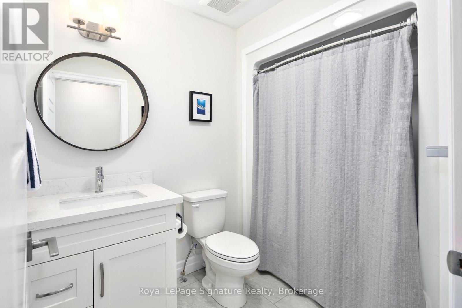 Second floor 4 piece - 116 Dove Drive, Blue Mountains, ON - Indoor Photo Showing Bathroom