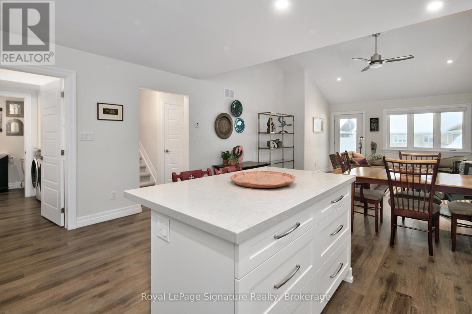 116 Dove Drive, Blue Mountains, ON - Indoor Photo Showing Dining Room