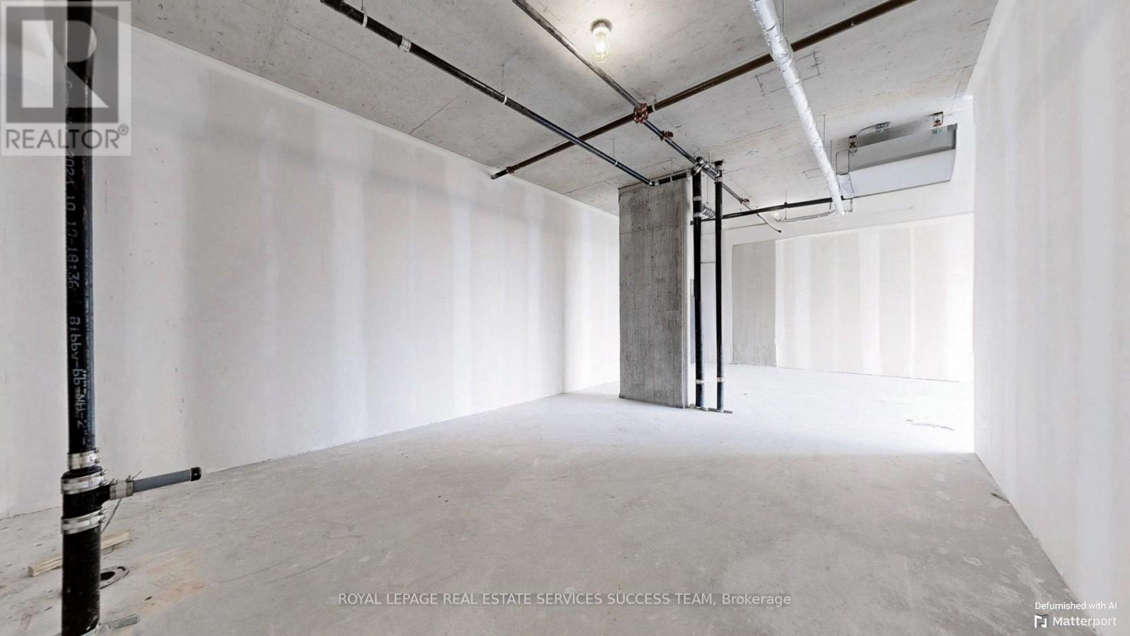 301 - 600 Dixon Road, Toronto, ON