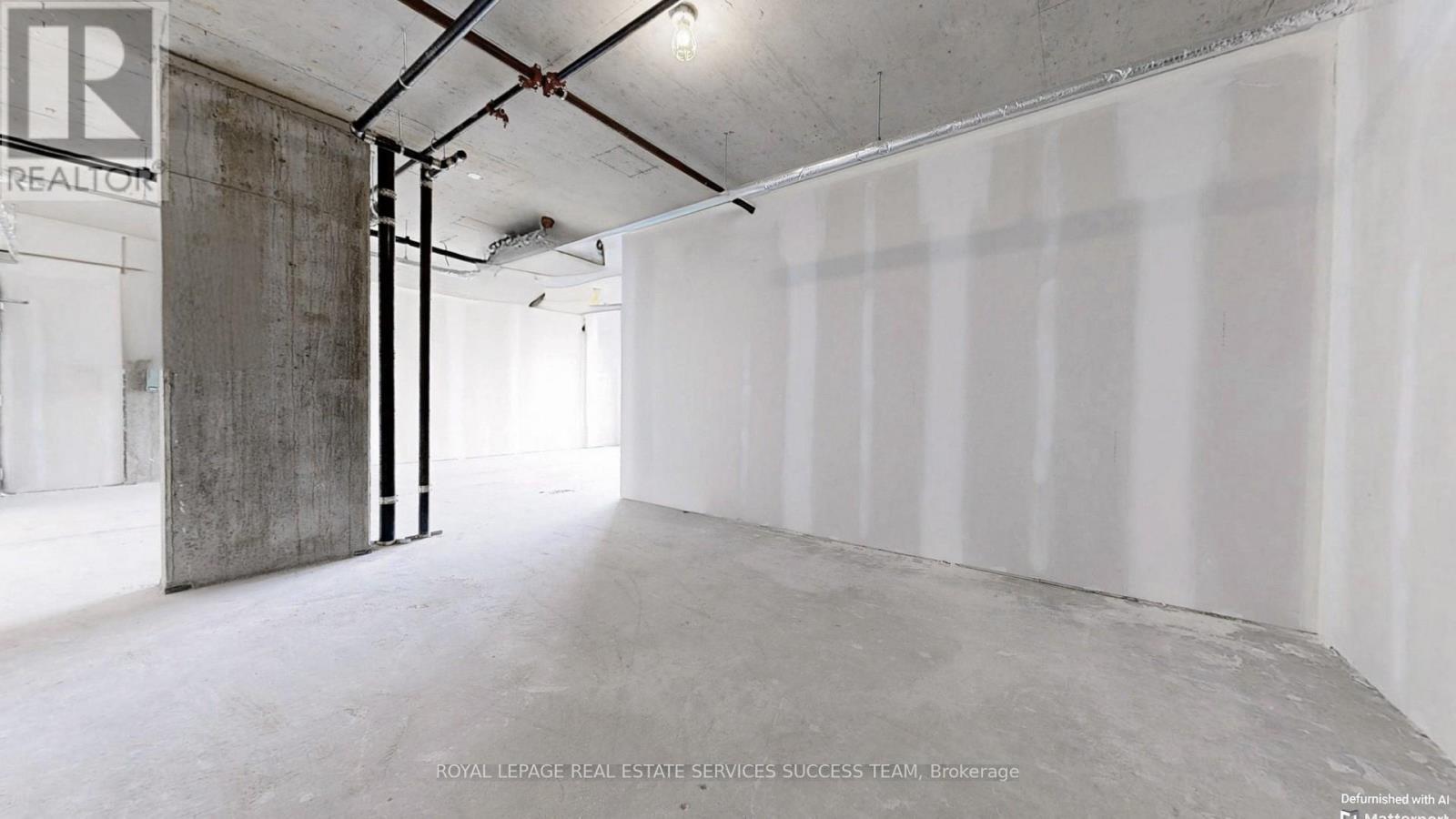 301 - 600 Dixon Road, Toronto, ON