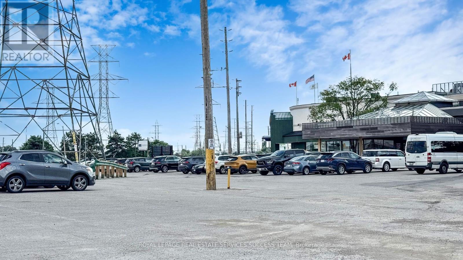 301 - 600 Dixon Road, Toronto, ON