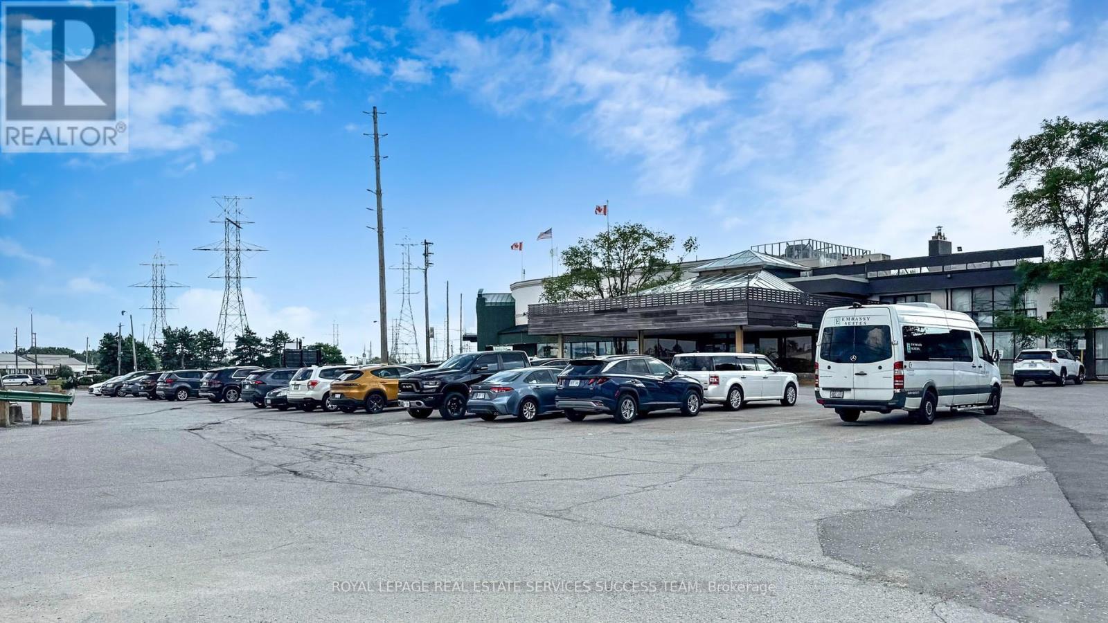 301 - 600 Dixon Road, Toronto, ON