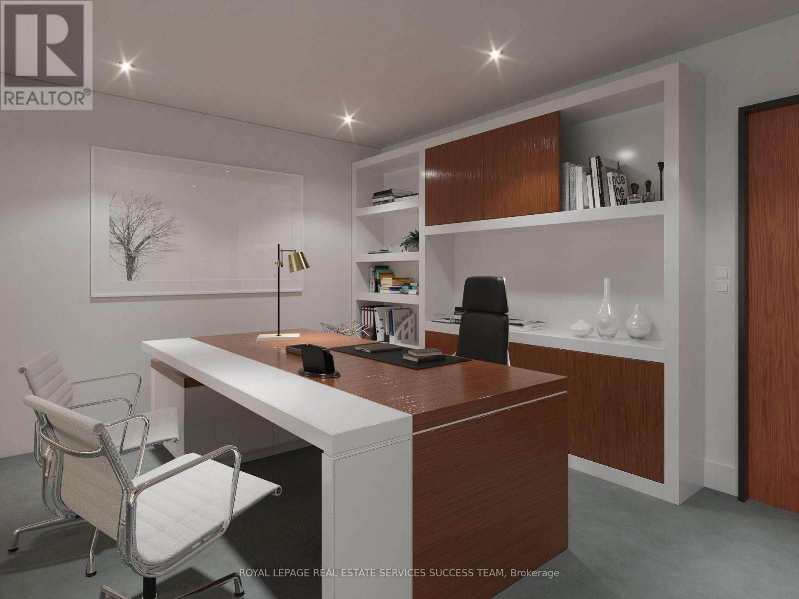 301 - 600 Dixon Road, Toronto, ON