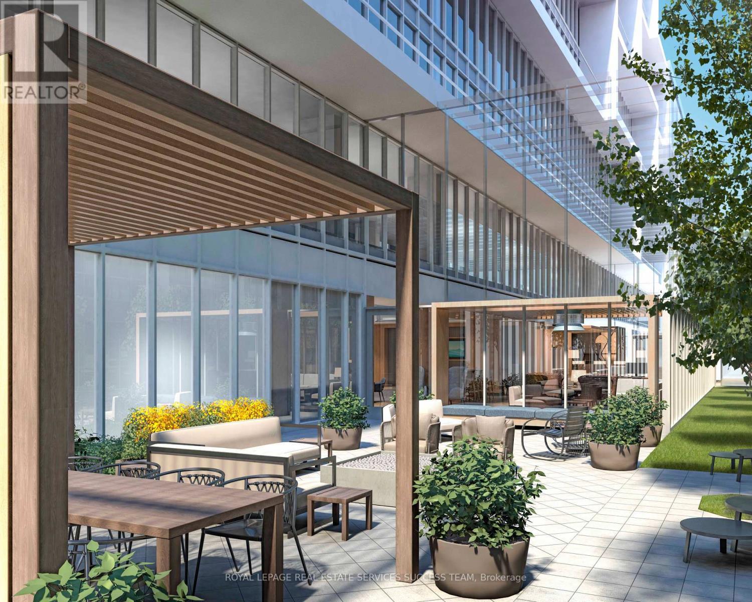 301 - 600 Dixon Road, Toronto, ON