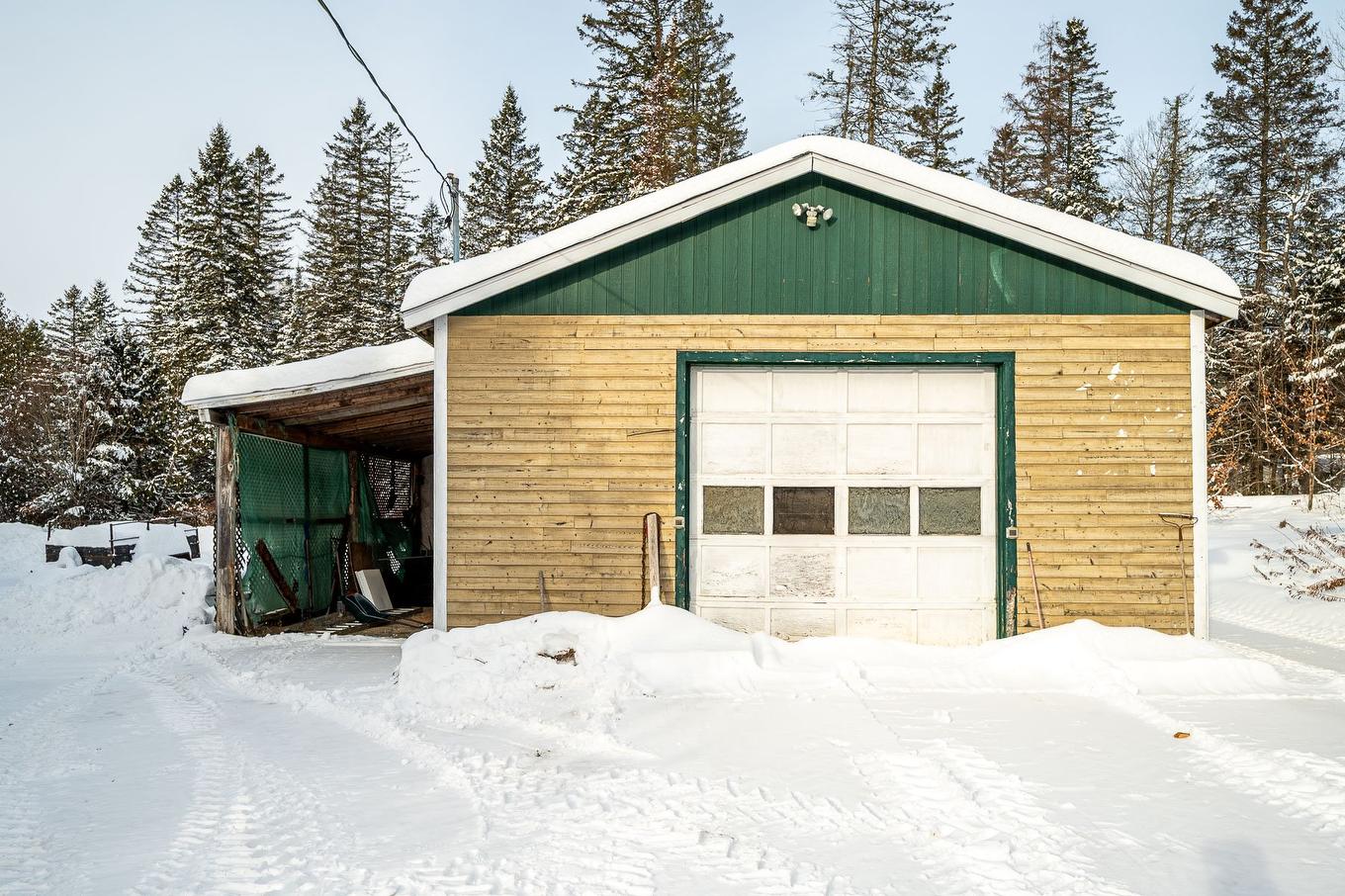 Garage - 120 Ch. De Montfort, Saint-Adolphe-D'Howard, QC - Outdoor