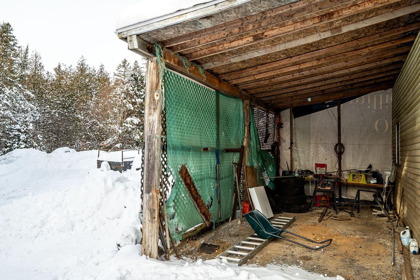 Garage - 120 Ch. De Montfort, Saint-Adolphe-D'Howard, QC - Outdoor With Exterior