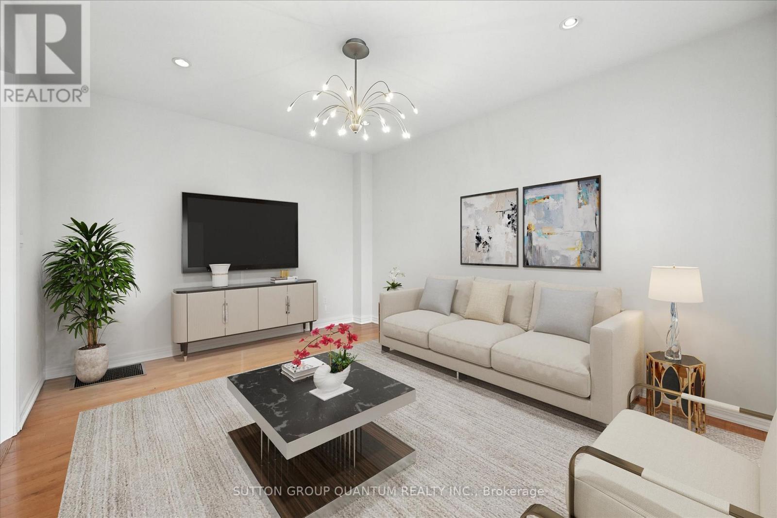 167 Alessio Drive, Hamilton, ON - Indoor Photo Showing Living Room