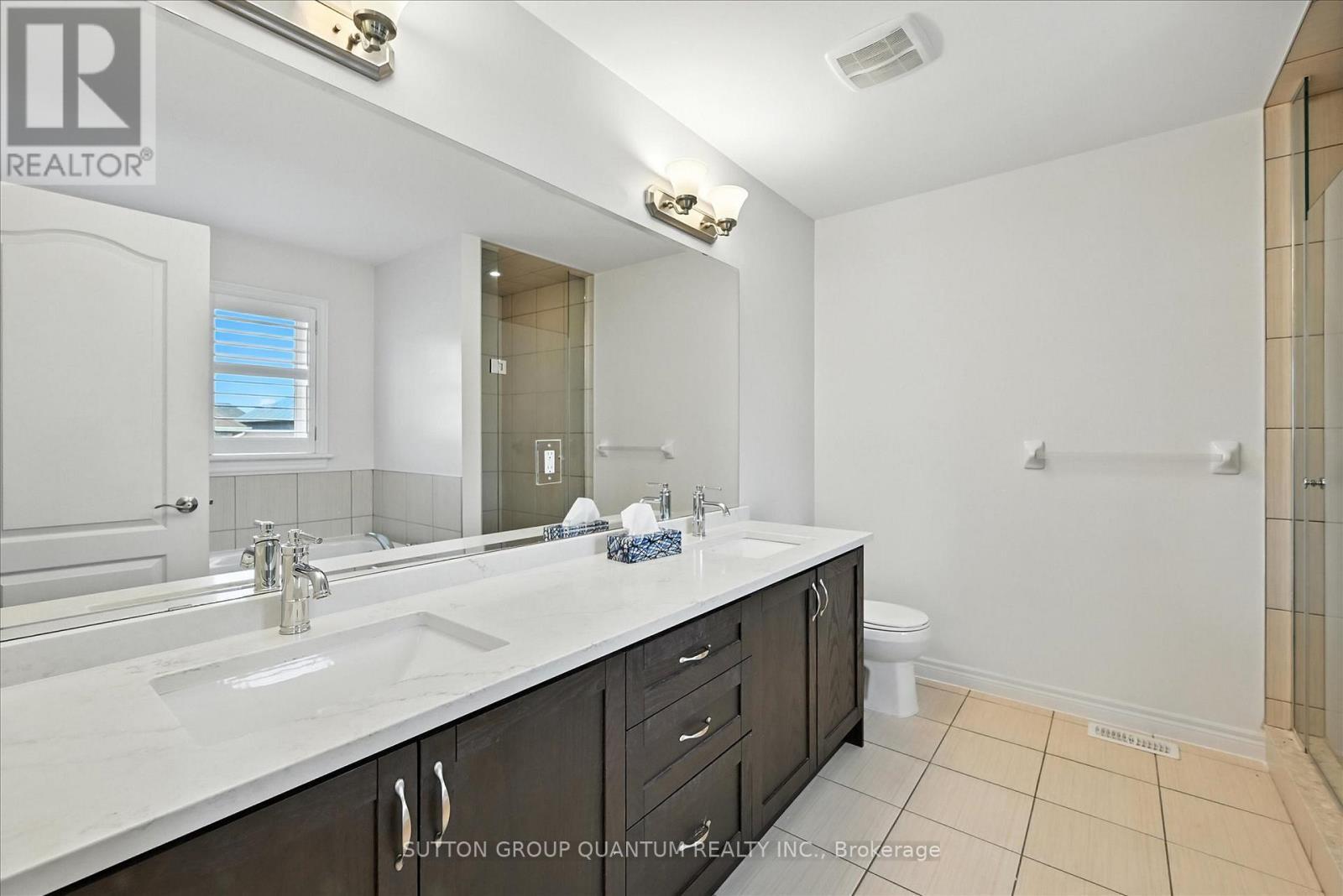 167 Alessio Drive, Hamilton, ON - Indoor Photo Showing Bathroom