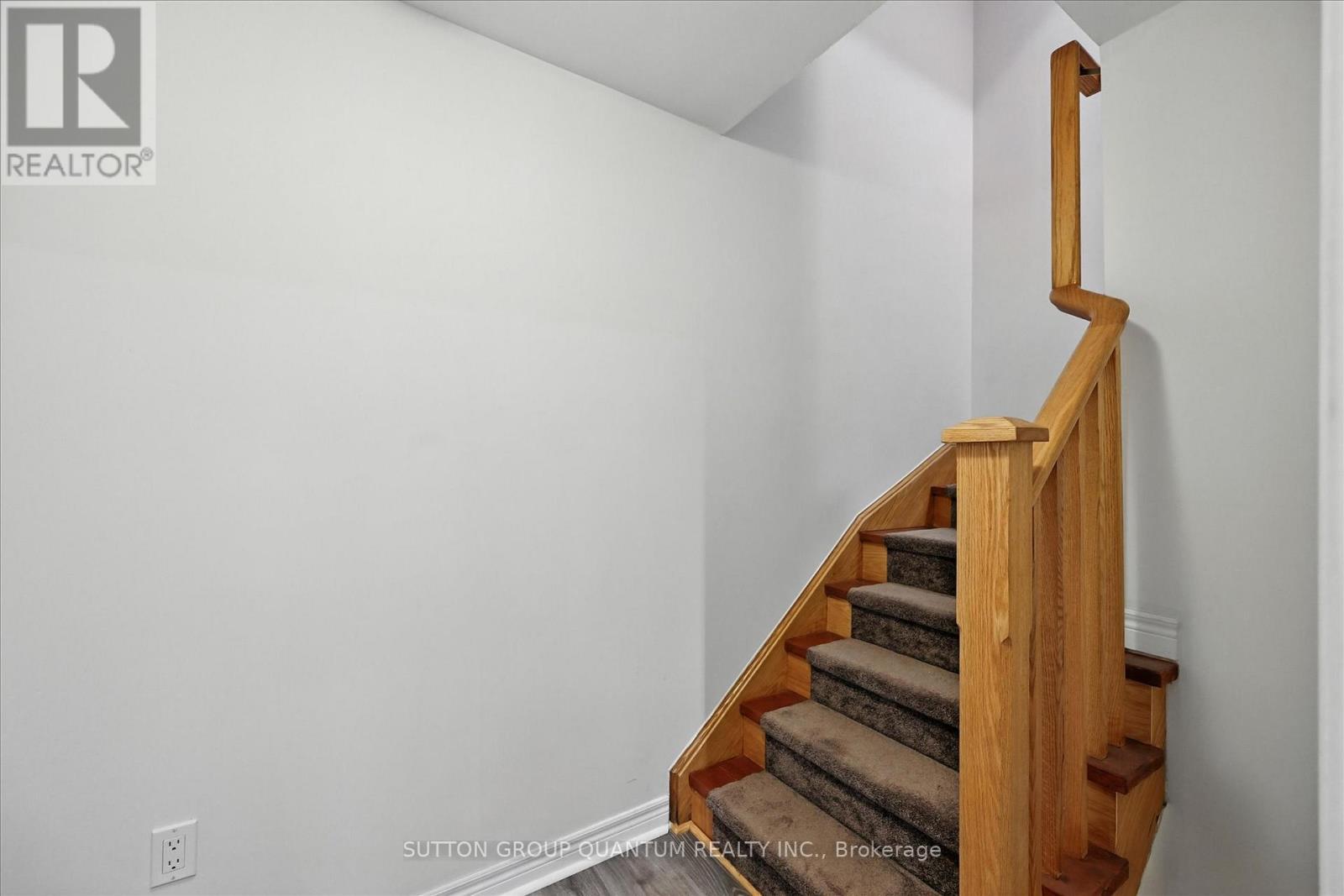 167 Alessio Drive, Hamilton, ON - Indoor Photo Showing Other Room