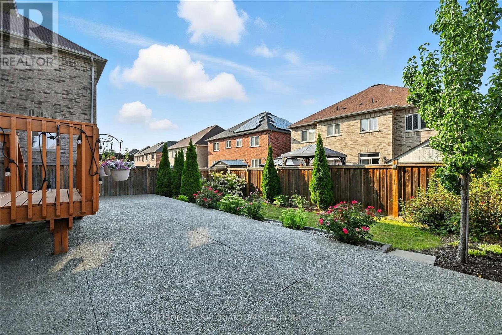 167 Alessio Drive, Hamilton, ON - Outdoor