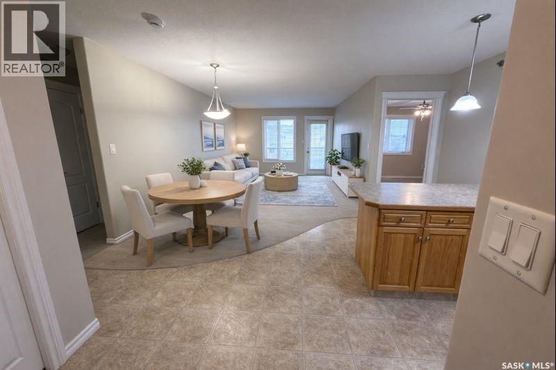 402 2909 Arens Road E, Regina, SK - Indoor Photo Showing Dining Room
