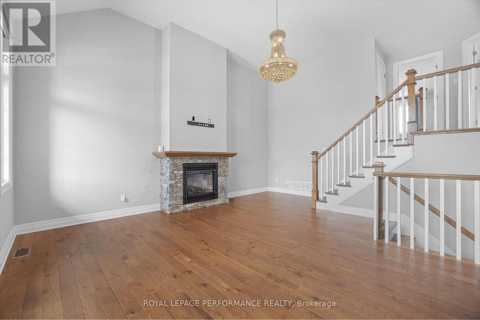 508 Yellow Birch Street, Ottawa, ON - Indoor With Fireplace