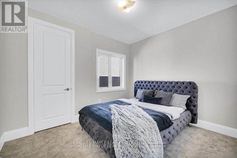 1242 Talisman Manor, Pickering, ON - Indoor Photo Showing Bedroom