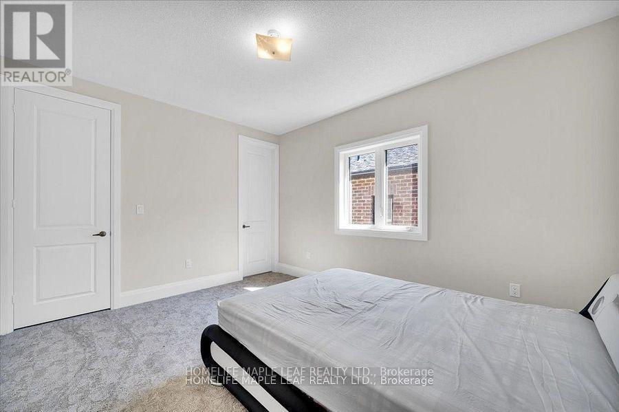 1242 Talisman Manor, Pickering, ON - Indoor Photo Showing Bedroom