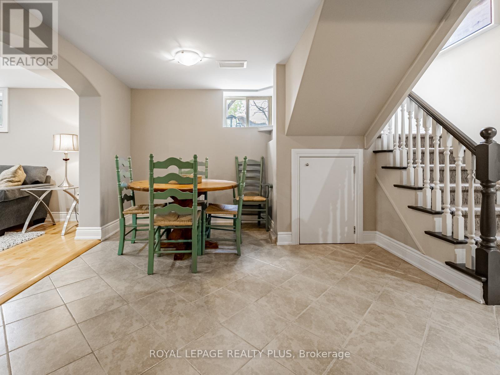 1885 Hindhead Road, Mississauga, ON - Indoor