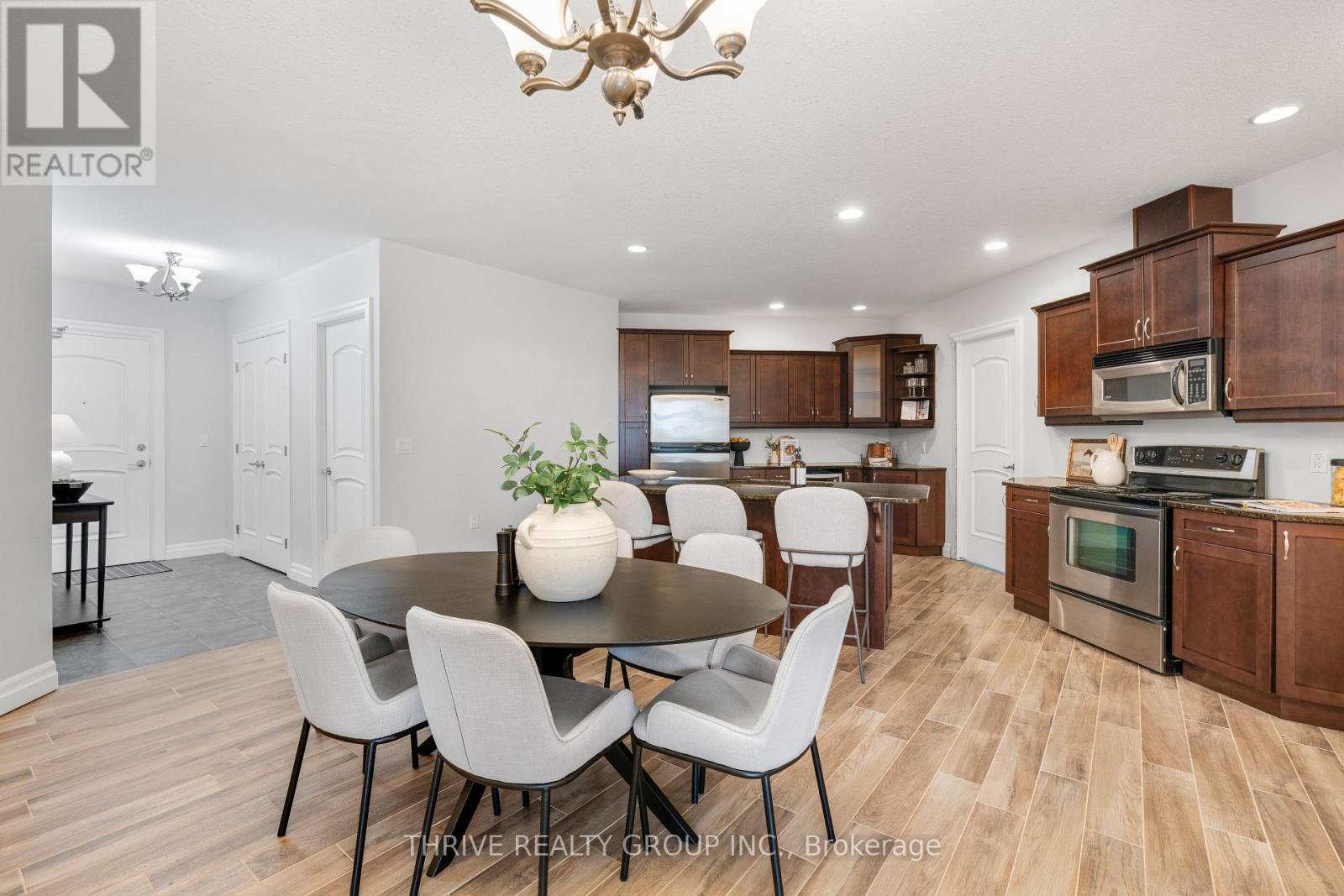 407 - 250 Pall Mall Street, London East (East F), ON - Indoor Photo Showing Dining Room
