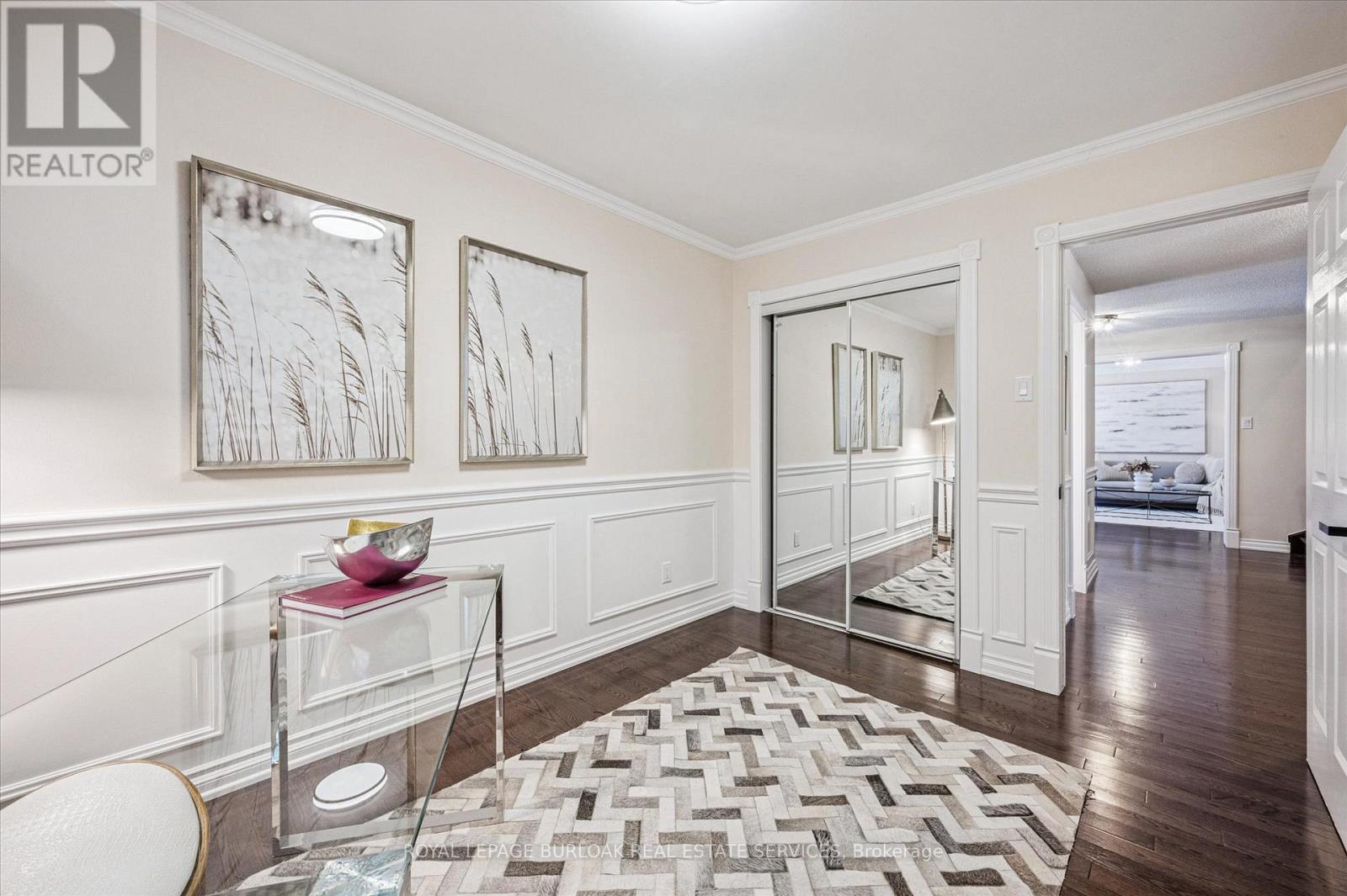 4069 Lakeshore Road, Burlington, ON - Indoor Photo Showing Other Room