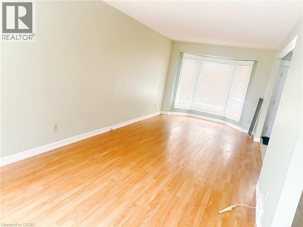 108 Jackpine Place, Waterloo, ON - Indoor Photo Showing Other Room