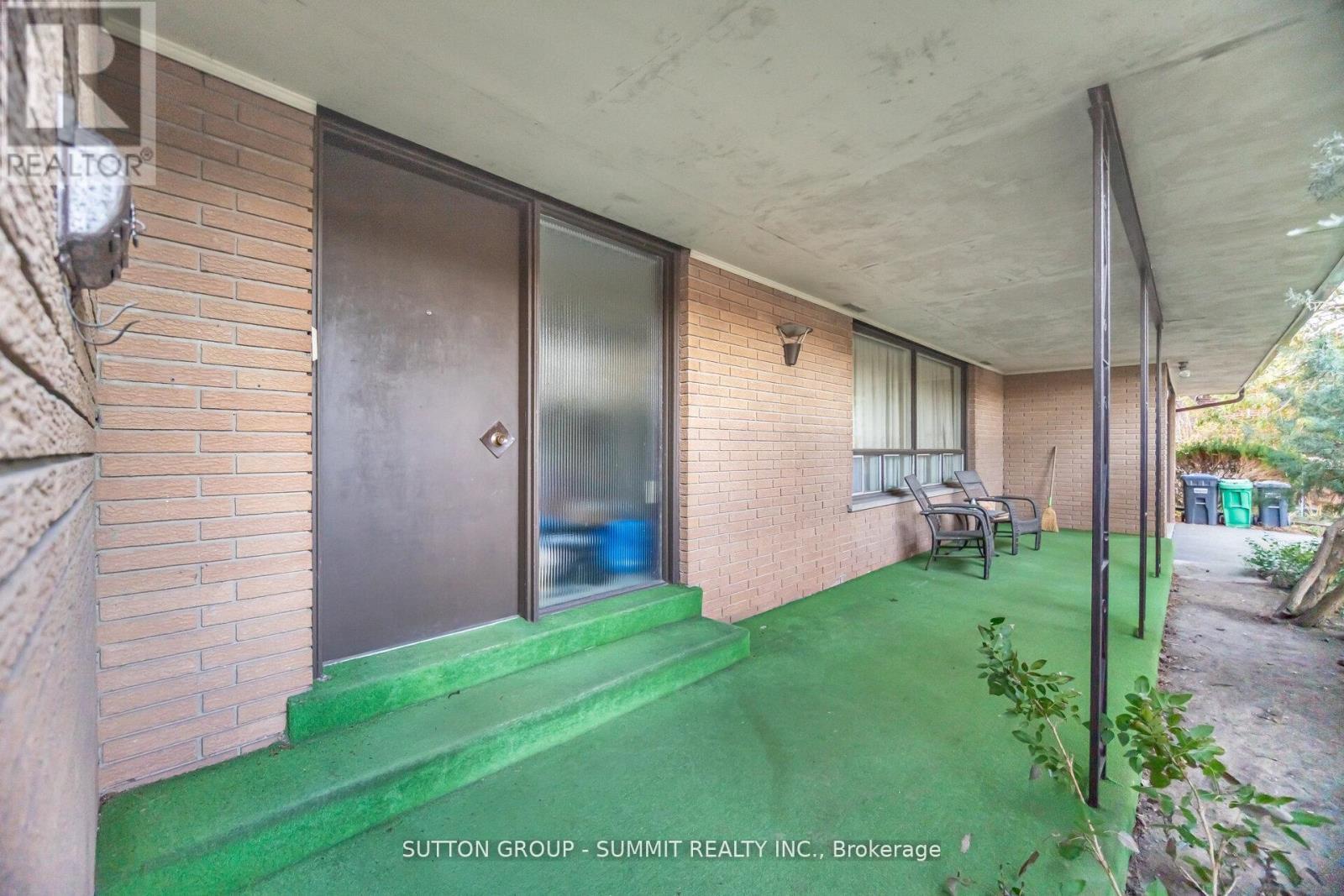 2264 Courrier Lane, Mississauga, ON - With Exterior