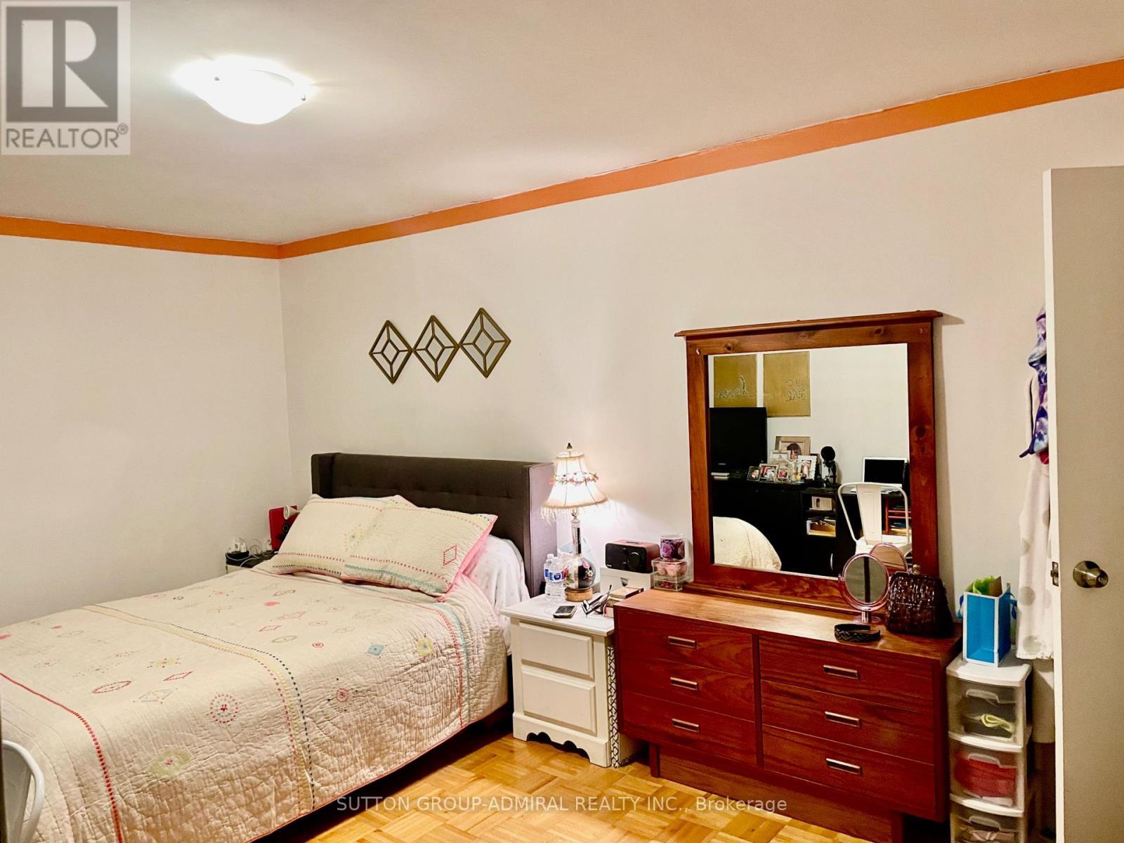 14 - 23 Four Winds Drive, Toronto, ON - Indoor Photo Showing Bedroom