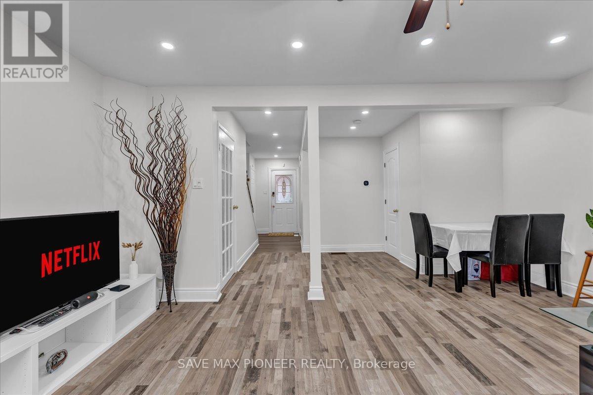 11 Great Oak Court, Brampton, ON - Indoor With Fireplace