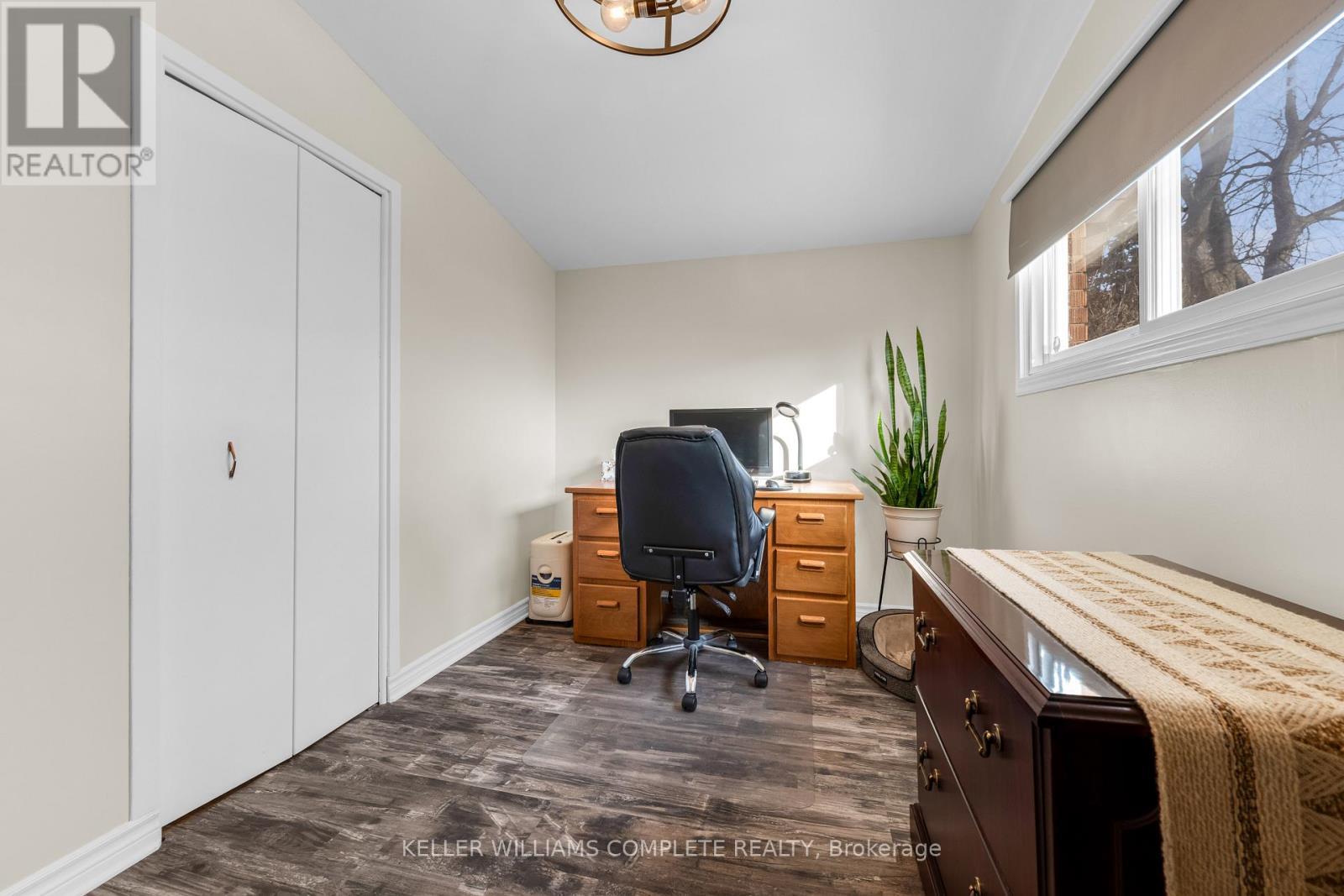 77 Lawfield Drive, Hamilton, ON - Indoor