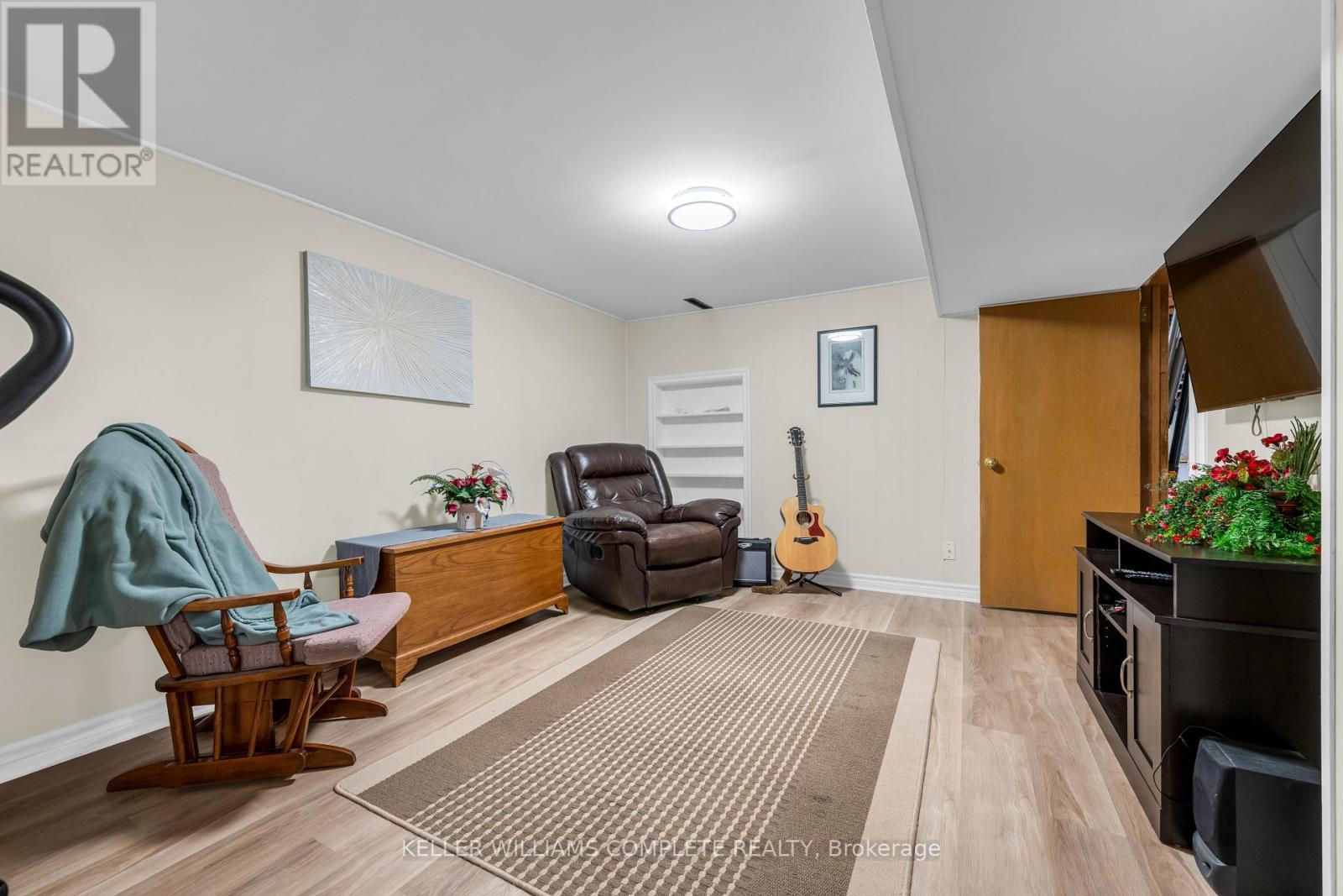 77 Lawfield Drive, Hamilton, ON - Indoor